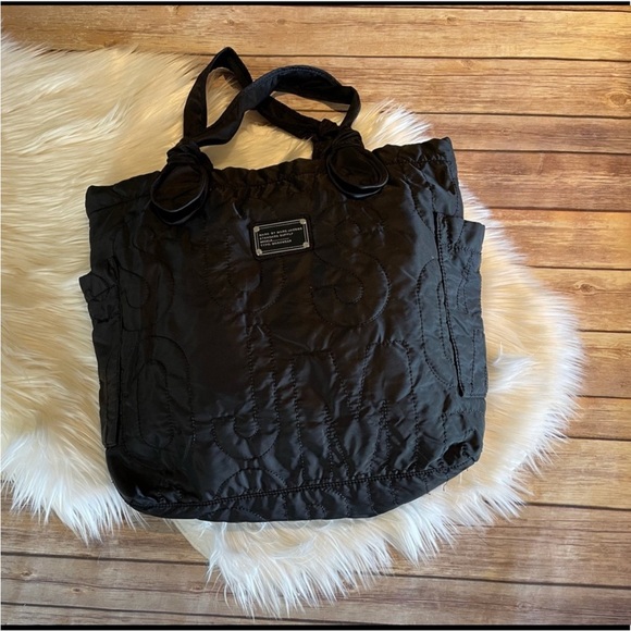 Marc Jacobs Black Quilted Tote Bag - Picture 5 of 5